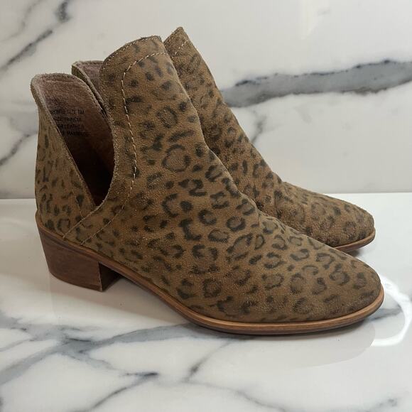 Coconuts by Matisse | Women's Leopard Distressed Leather Pronto Booties Sz 6 - Picture 1 of 7
